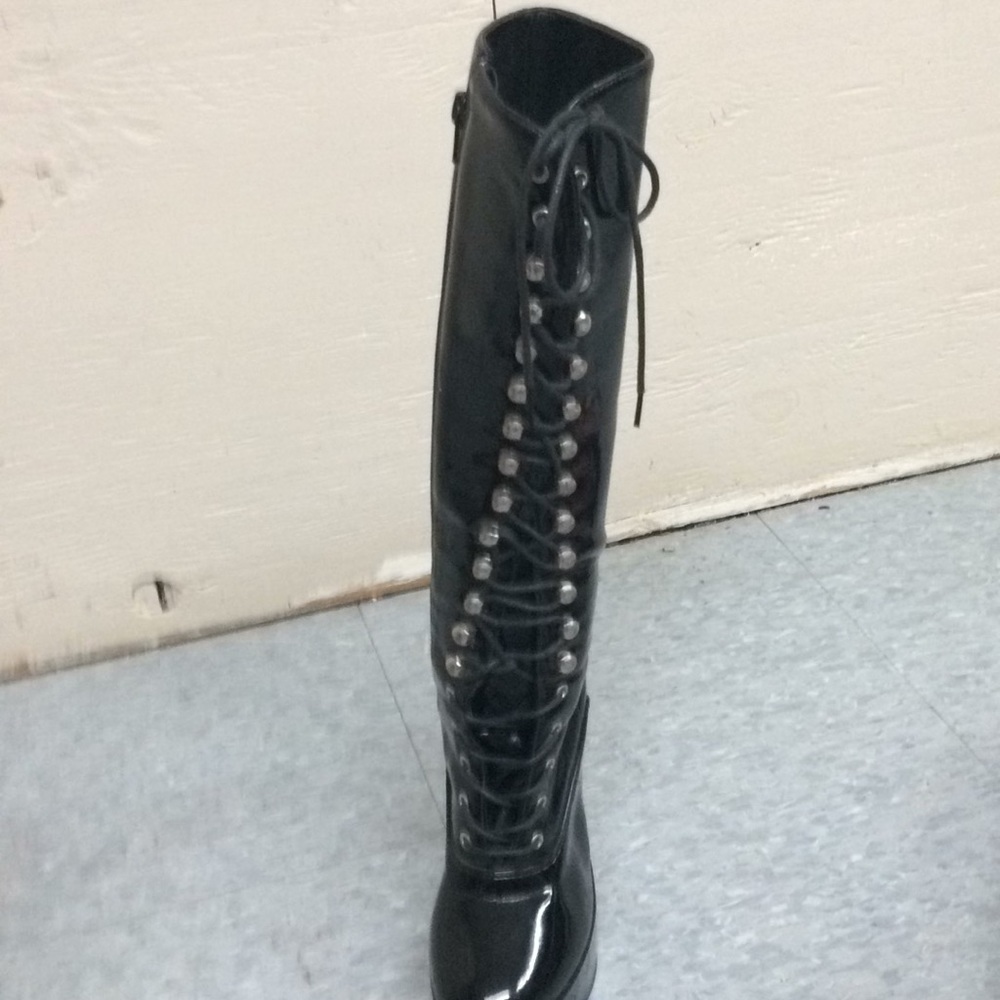 Black boots